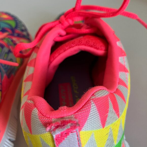 Women’s Stylish & Colorful Sketcher’s Memory Foam Shoes Size 7.5. - Picture 9 of 12